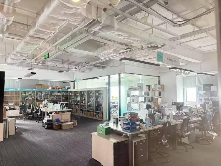 羅馬仕召回超49萬臺移動電源，此前熱傳北京多所高校禁用其充電器