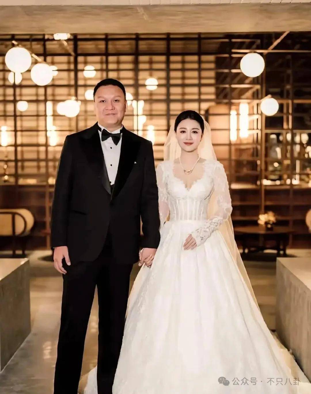 姐終于離了，這次總算是擺脫不靠譜的老公和強(qiáng)勢(shì)的婆婆了！